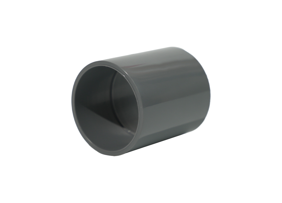 PVC-liitin